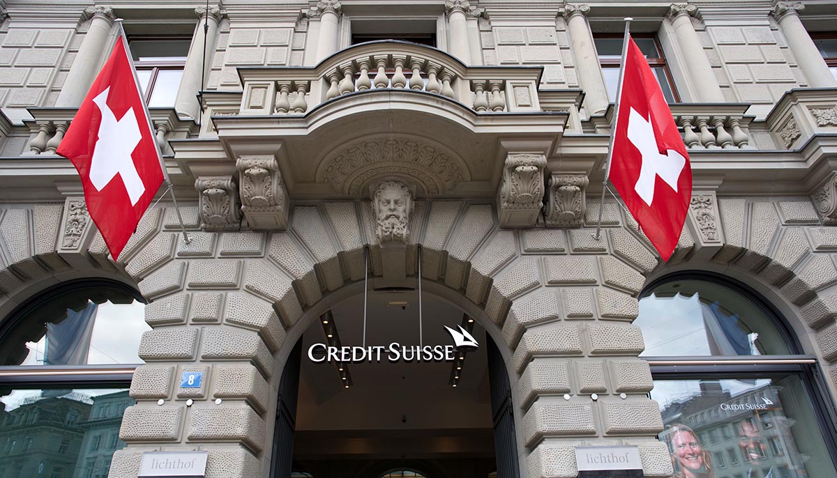 Credit Suisse slide sends Dow plunging 600 points and More Financial News